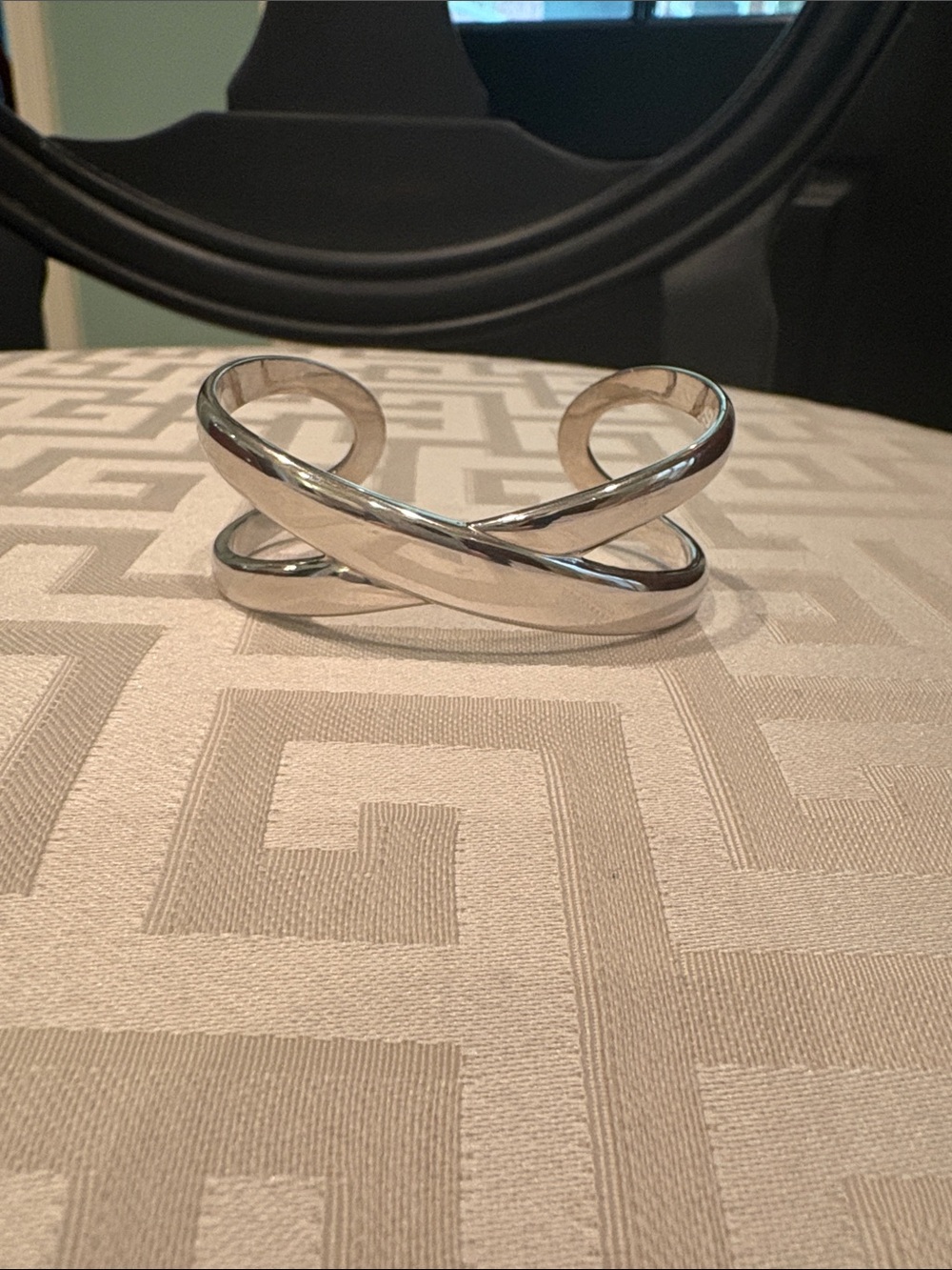 EUC James Avery Sterling Silver Infinity Cuff Bracelet